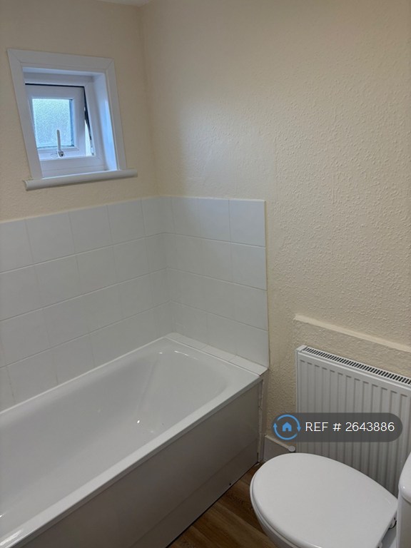 1 bedroom flat in Grange Road, Ramsgate, CT11 (1 bed) (#2643886)