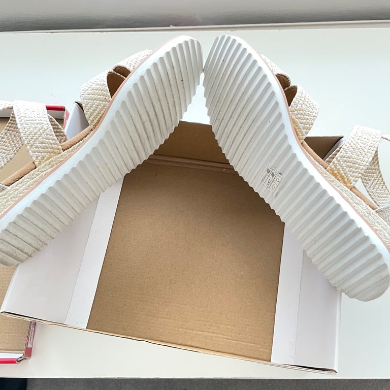 Riecker  Bobs memory foam sandles.
