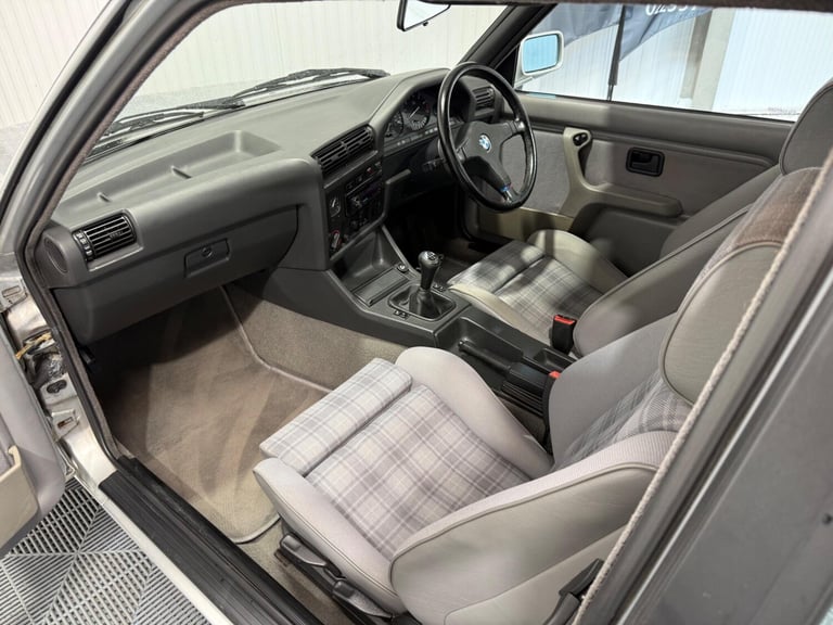  BMW 3 Series 1.8 318i S 2dr Petrol Manual