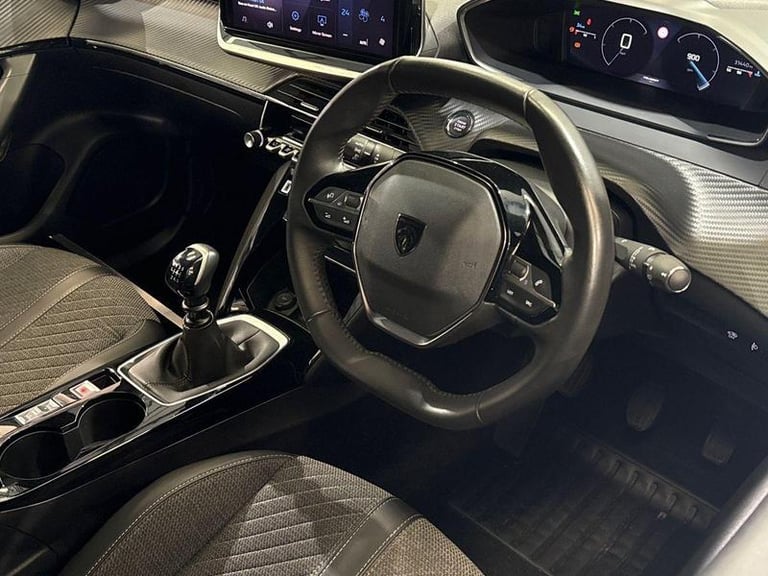 2023 Peugeot 2008 1.2 PureTech 130 Allure 5dr Manual Estate Petrol Manual