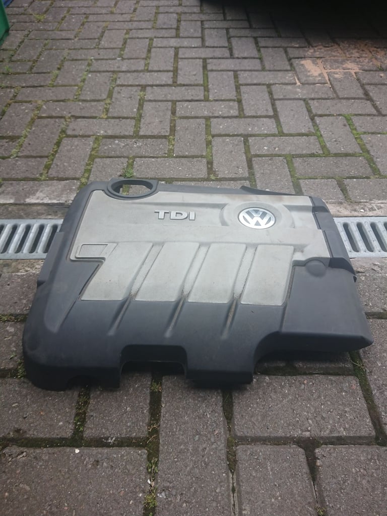 Vw golf mk6 silver 1.6tdi breaking 