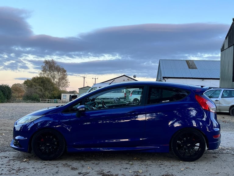 2014 Ford Fiesta 1.6T EcoBoost ST-2 Hatchback 3dr Petrol Manual Euro 6 (182 ps) HATCHBACK Petrol ...