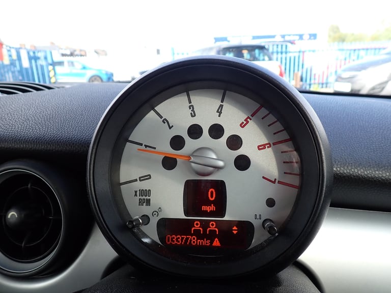 2013 Mini Hatch 1.6 One D Hatchback 3dr Diesel Manual Euro 5 (s/s) (90 ps)