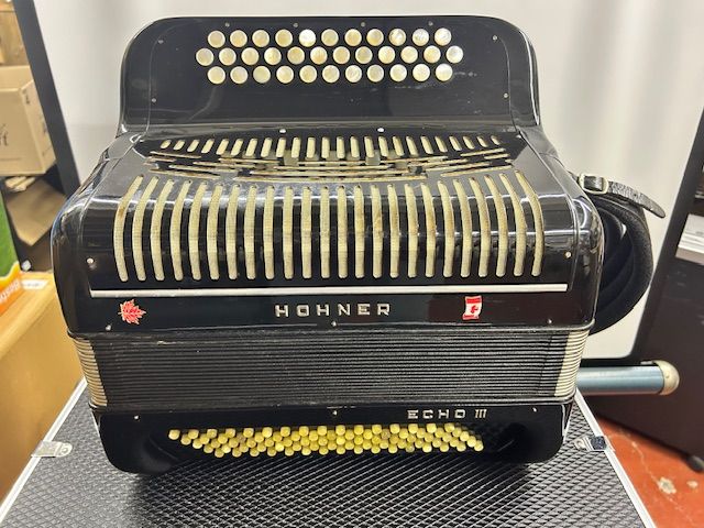 Hohner Echo 111 - 3 Row Accordion - S/Hand B/C/Csharp 
