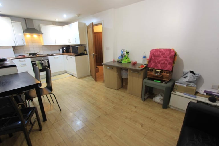 HA3 Avail 2 double bedroom GRD floor FLAT with access to patio and communal gardens.