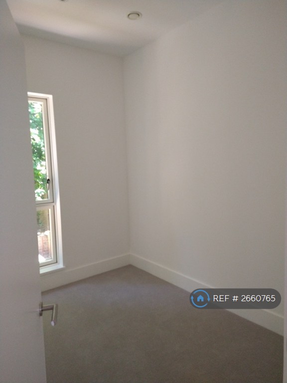 3 bedroom house in Ravensdale Gardens, London, SE19 (3 bed) (#2660765)