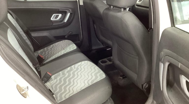 2010 Skoda Fabia 1.4 TDI Pure Drive 2 5dr HATCHBACK Diesel Manual