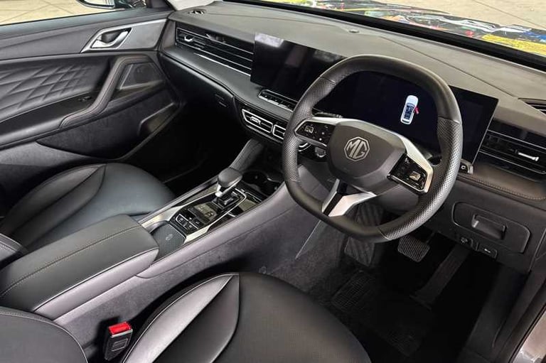 2024 MG MG HS 1.5 T-GDI Trophy 5dr DCT ESTATE PETROL Automatic