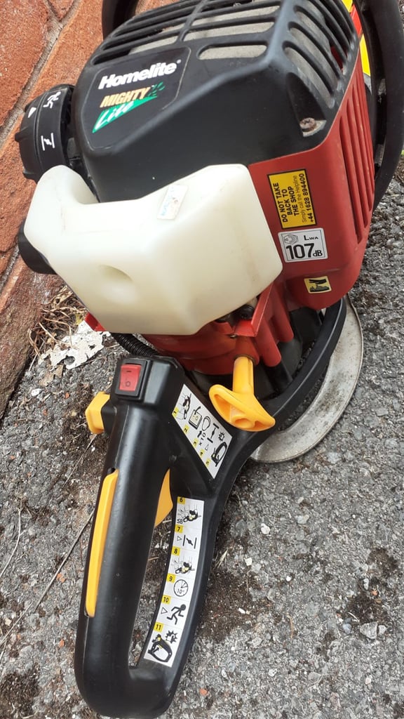 Hedgetrimmer homelight runs fabulous 