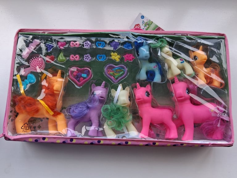 image for Chad Valley Dream Kingdom Large Unicorn Family