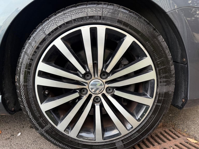 2012 Volkswagen Passat 2.0 TDI Bluemotion Tech Sport 4dr DSG SALOON DIESEL Automatic