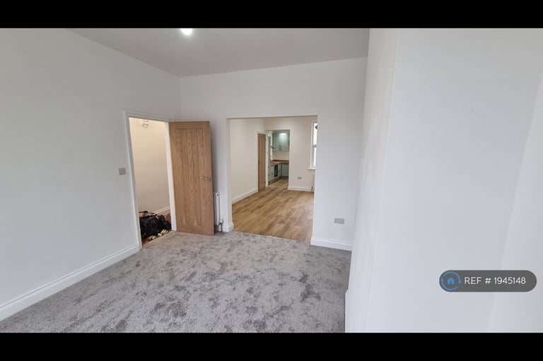 3 bedroom house in Strode Road, Clevedon, BS21 (3 bed) (#1945148)