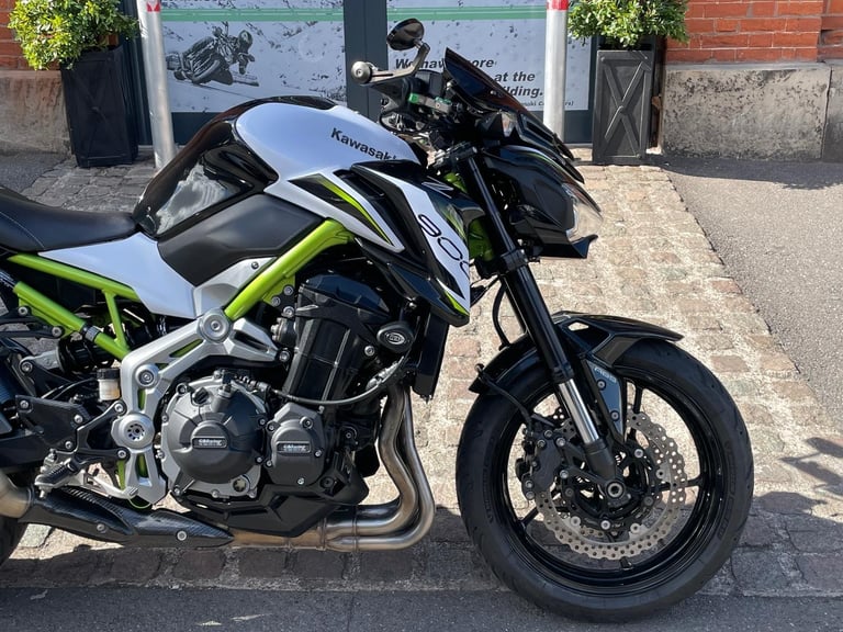 2019 / 69 reg Kawasaki Z900 Performance naked motorcycle in White