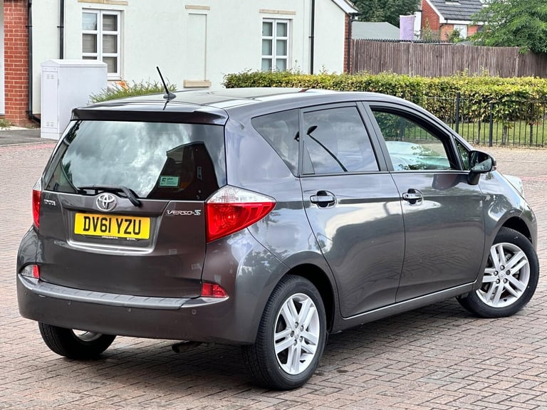 2011 Toyota Verso 1.33 Dual VVT-i T Spirit Euro 5 5dr MPV Petrol Manual