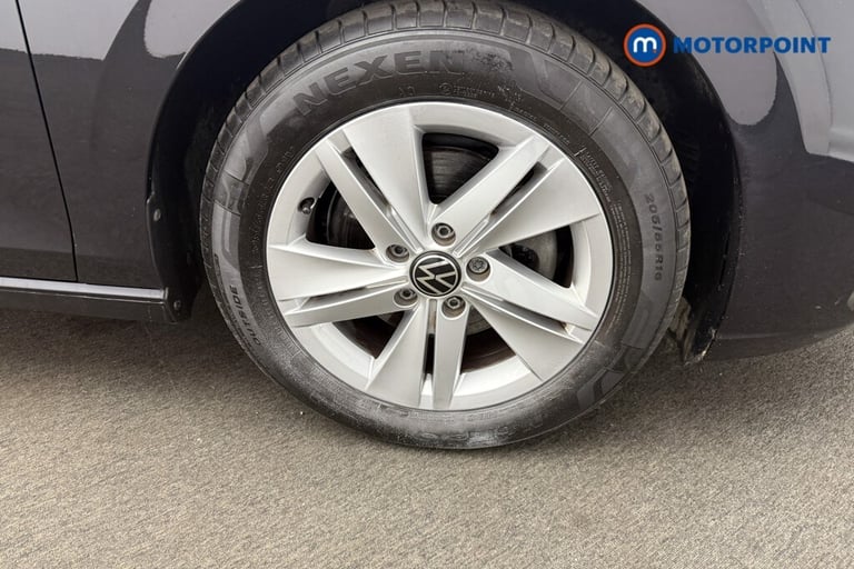 2021 Volkswagen Golf 1.5 eTSI 150 Life 5dr DSG Hatchback Petrol Automatic