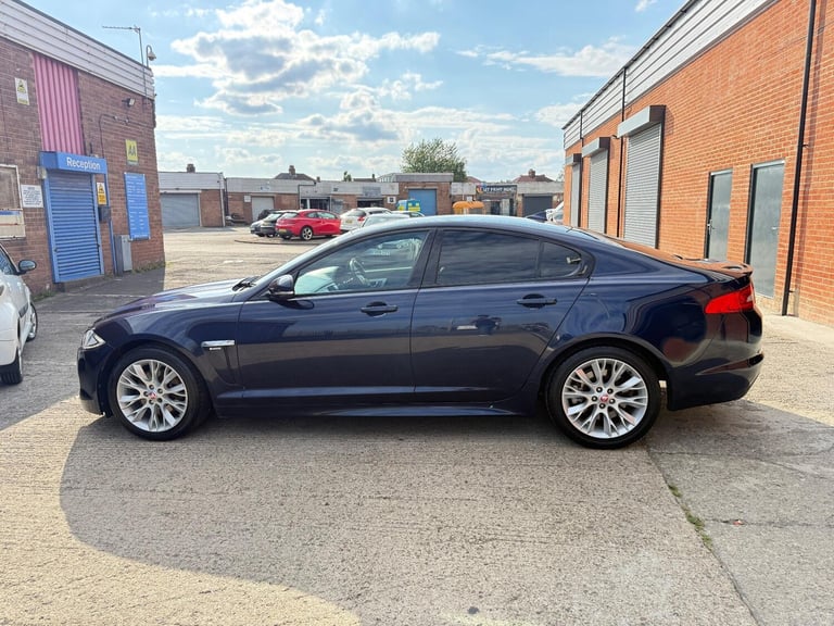 2014 Jaguar XF 2.2d R-Sport Auto Euro 5 (s/s) 4dr SALOON Diesel Automatic