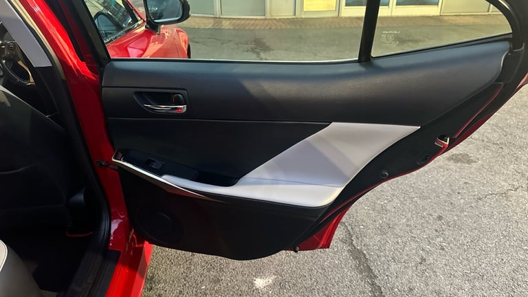 2015 Lexus IS 300h Sport 4dr CVT Auto SALOON PETROL/ELECTRIC Automatic