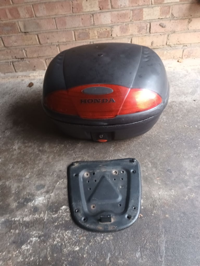 Honda top box and plate for Transalp XL 650