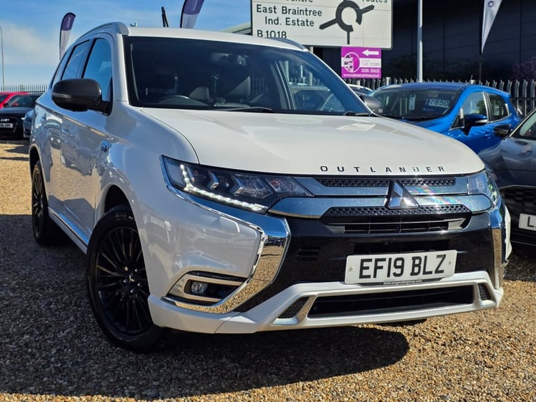 2019 Mitsubishi Outlander 2.4h TwinMotor 13.8kWh 4h SUV 5dr Petrol Plug-in Hybrid CVT 4WD Euro 6 ...