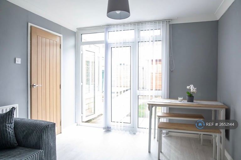 4 bedroom house in Woodhouse Road, Bath, BA2 (4 bed) (#2652144)