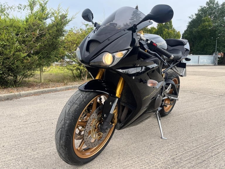 2007 07 TRIUMPH DAYTONA 675 SPORTS 600 WHITE NEW MOT SUPERSPORT TRIPLE BLACK