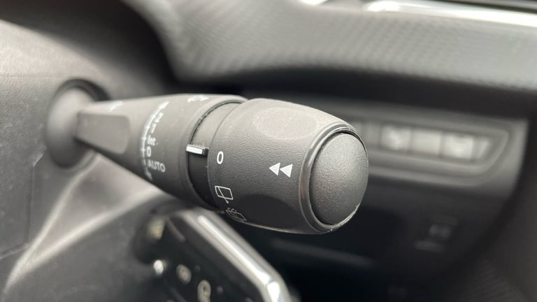 2018 Peugeot 208 1.2 PureTech GPF GT Line Hatchback 5dr Petrol EAT Euro 6 (s/s) (110 ps) Hatchbac...