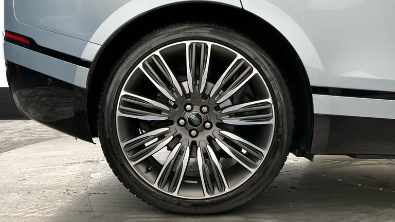 2022 Land Rover Range Rover Velar 3.0 P400 R-Dynamic HSE Auto 4WD Euro 6 (s/s) 5dr SUV Petrol Aut...