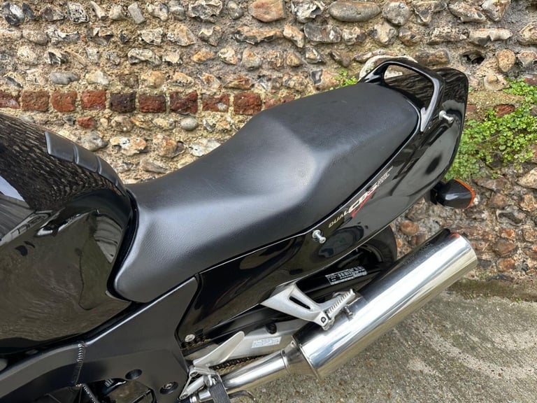 HONDA CBR1100XX SUPER BLACKBIRD - 1999 Petrol Manual in Black