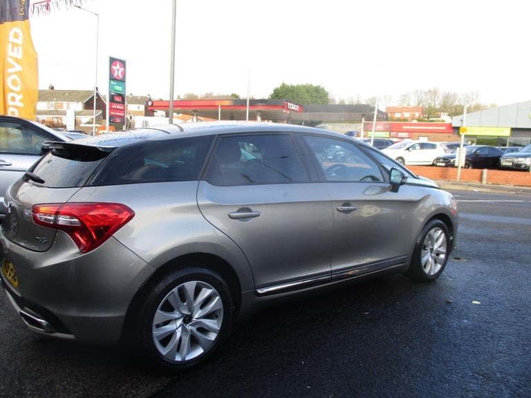 2016 DS Automobiles DS 5 1.6 BlueHDi Elegance Euro 6 (s/s) 5dr HATCHBACK Diesel Manual