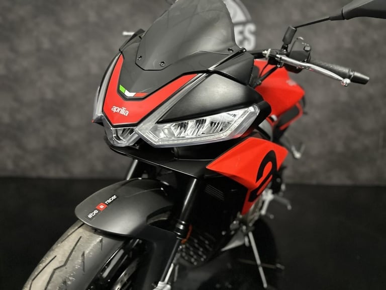 Aprilia Tuono 660 2024 Model Pre Reg save £1851!