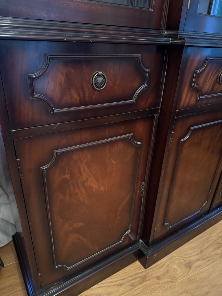 Large Vintage Sideboard Display Cabinet - Mahogany