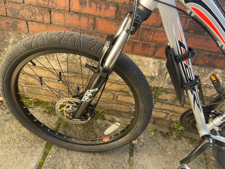 Mens bike for sale, in perfect condition.