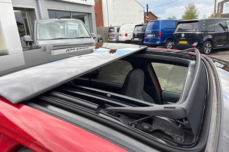 2024 Volkswagen Golf 1.5TSI 150PS Hatch Ã¢Â­ÂBlack Pack, Sunroof, DCC, Keyless, Winter Pack, To ...