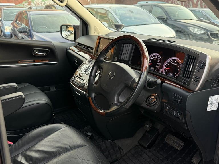2008 Nissan Elgrand E51 HIGHWAY STAR 360 Camera 3.5 Petrol 8 Seater Full Leather Apple CarPlay  M...