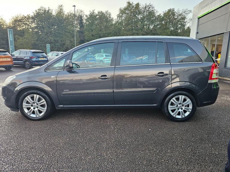 2013 Vauxhall Zafira 1.7 CDTi ecoFLEX Design Euro 5 5dr (SNav) MPV Diesel Manual