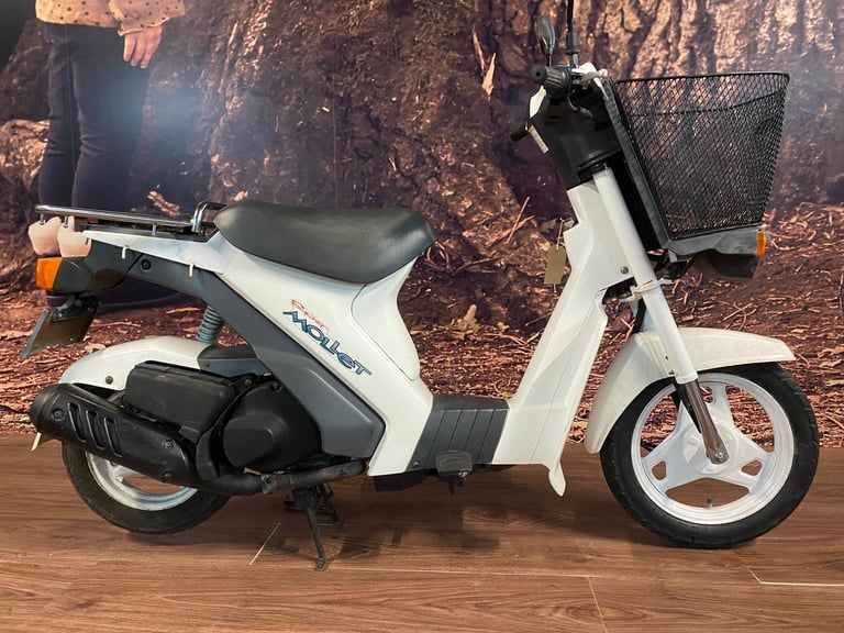 1992 JDM Suzuki Super Mollet 50 2-stroke scooter