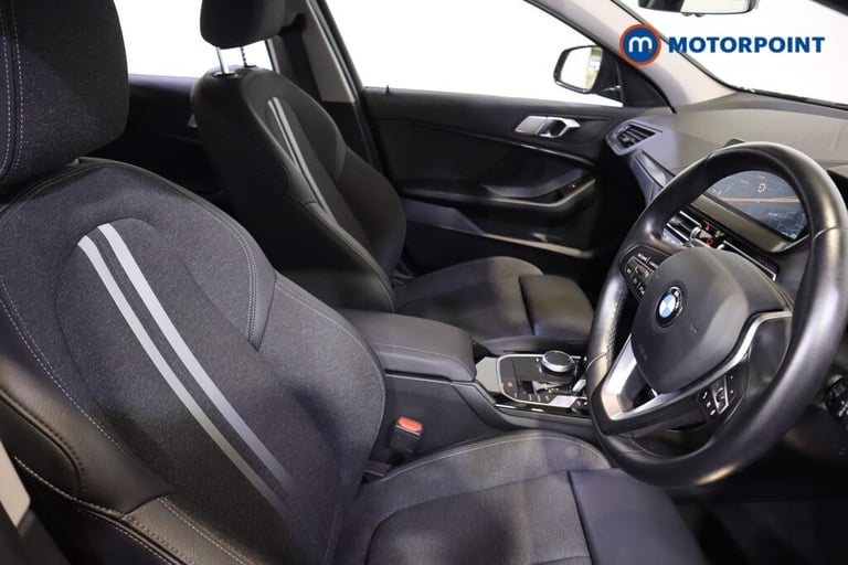 2022 BMW 1 Series 118i [136] Sport 5dr Step Auto [Live Cockpit Pro] HATCHBACK PETROL Automatic