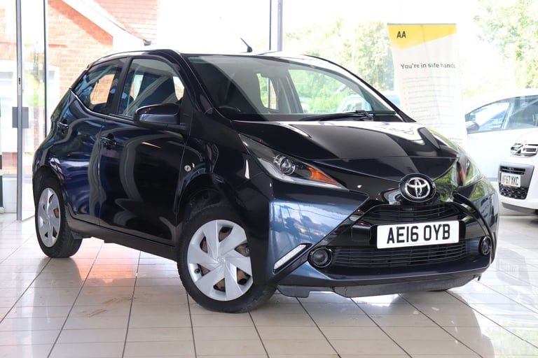 image for 2016 Toyota AYGO 1.0 Aygo X-Play VVT-i CVT 5dr Hatchback Petrol Automatic