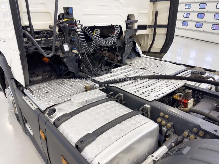 2021 (71) SCANIA R500 HIGHLINE 6X2 TAG AXLE