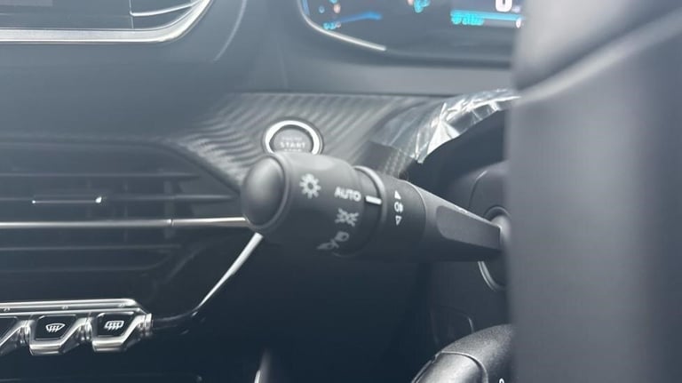 2024 Peugeot 208 50kWh E-Style Hatchback 5dr Electric Auto (7.4kW Charger) (136 ps) Hatchback Ele...