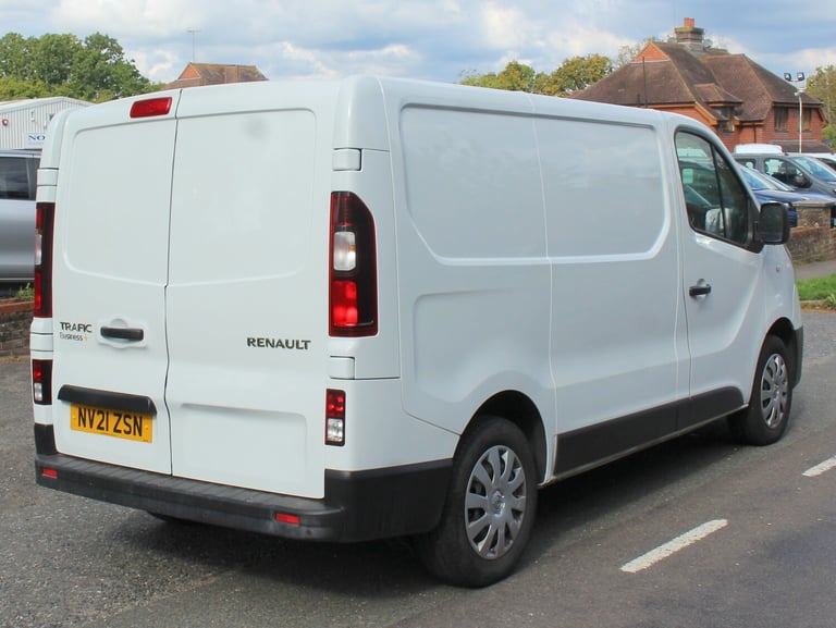 2021 Renault Trafic 2.0 dCi ENERGY 28 Business+ Panel Van 5dr Diesel Manual SWB