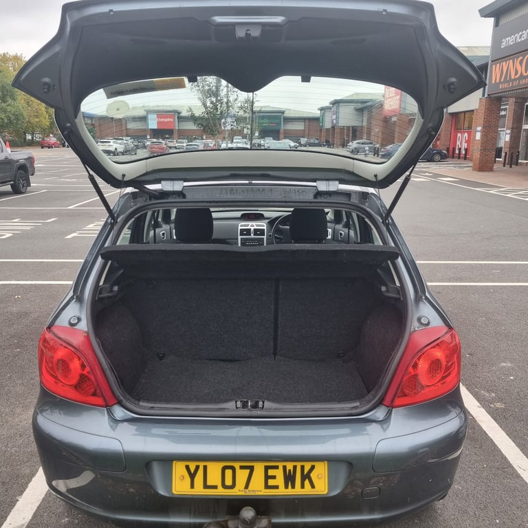 Peugeot, 307, Hatchback, 2007, Manual, 1360 (cc), 5 doors