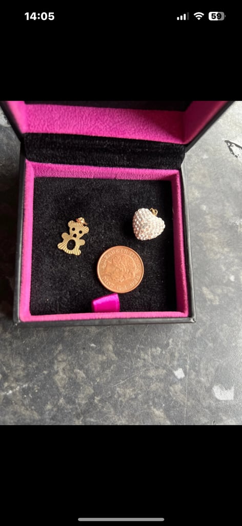 image for Gold pendants 