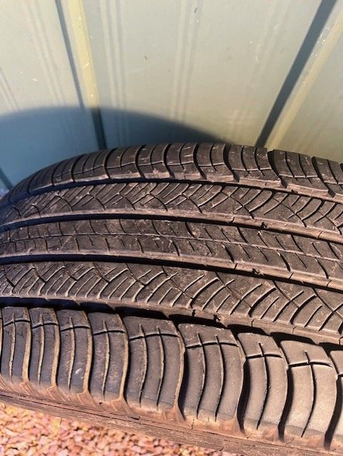 Genuine Range Rover Land Rover L322 Wheel and Good Michelin Tyre 255/60 R18
