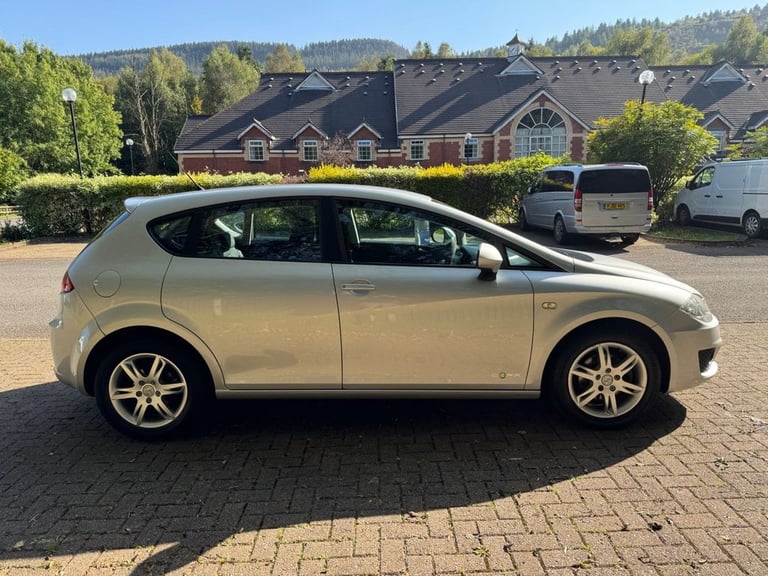 2012 SEAT Leon 1.6 CR TDI ECOMOTIVE S AC 5d 103 BHP Hatchback Diesel Manual