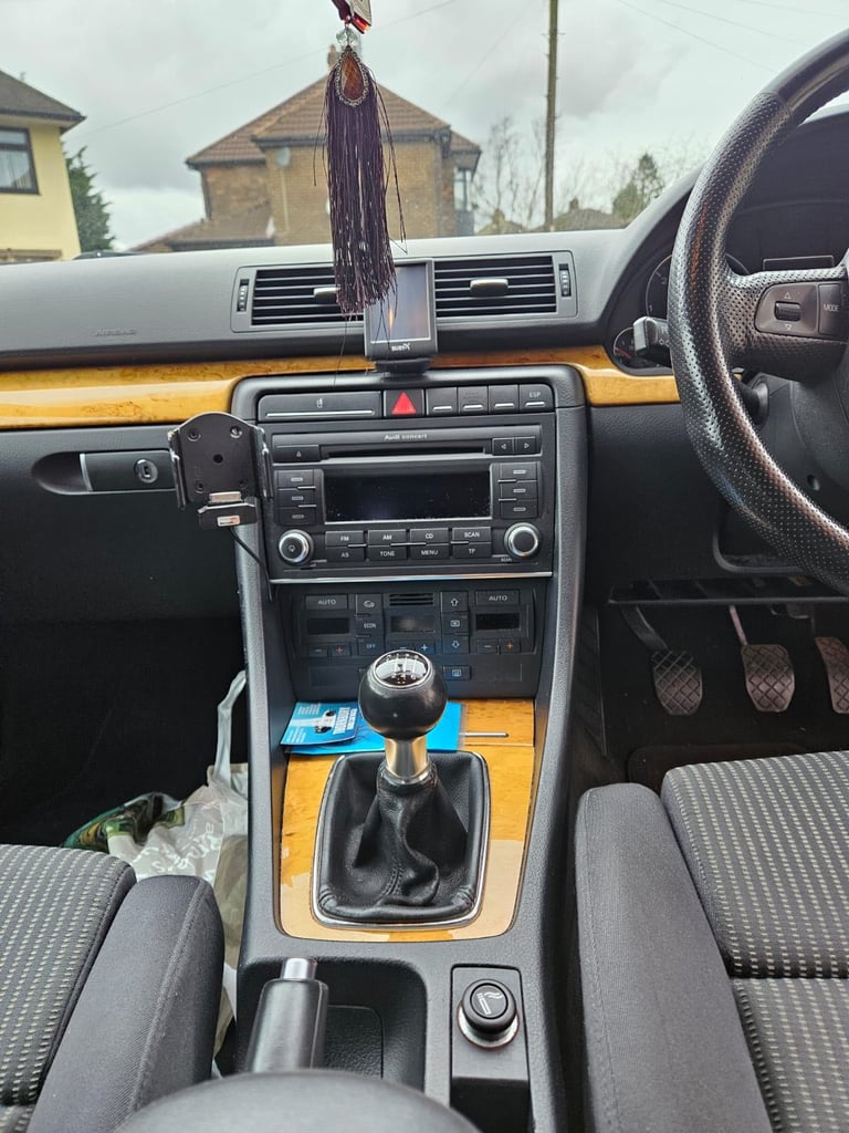 Audi A4 - Image 13