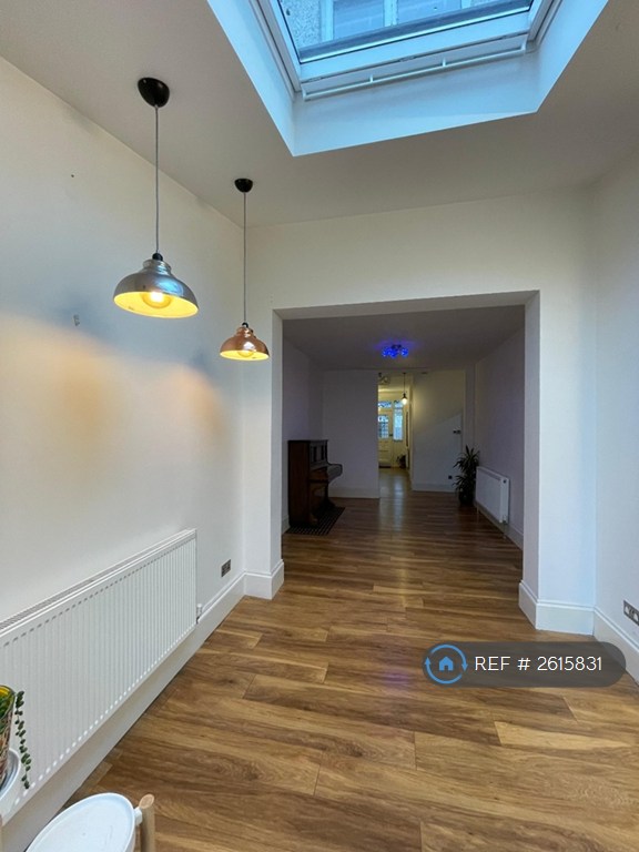 5 bedroom house in Althorpe Road, Harrow, HA1 (5 bed) (#2615831)