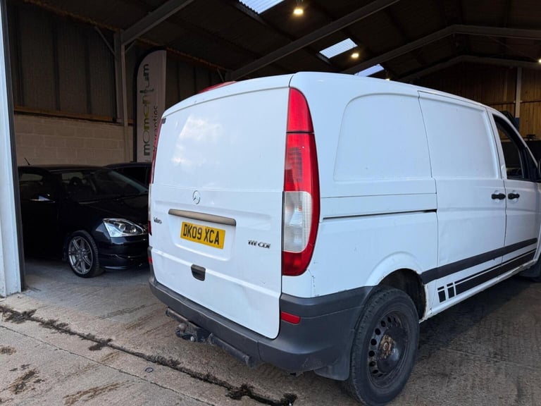 MERCEDES-BENZ VITO 2.1 111CDI Compact Panel Van SWB 5dr 2009