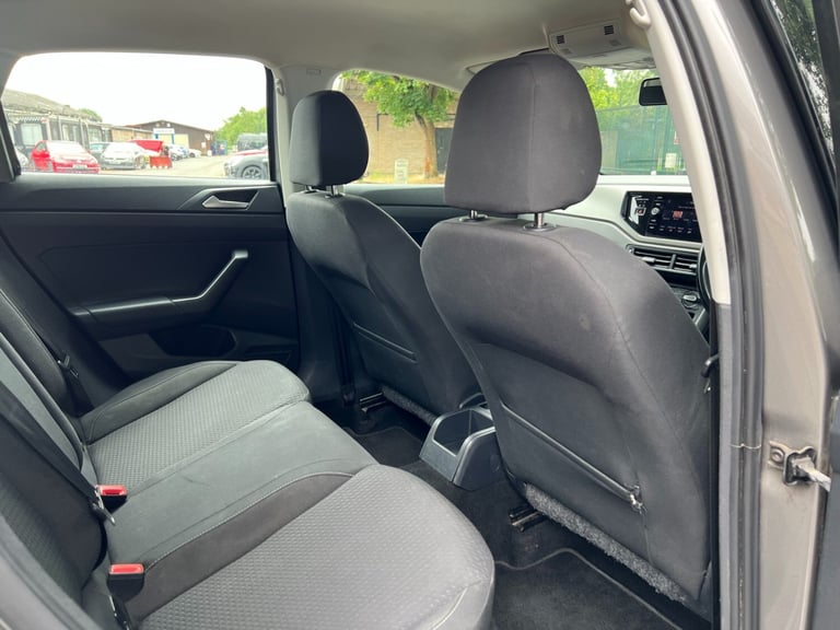 VOLKSWAGEN POLO 1.0 TSI 