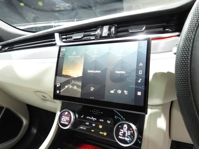 2023 23 JAGUAR F-PACE 5.0 P550 V8 SVR SUV 5DR PETROL QUICKSHIFT AWD EURO 6 (S/S)